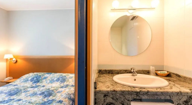 Номер Comfort Logis Hotel Le Cygne