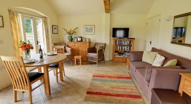 Beautiful Holiday Home in Larling With Garden, Buchen Sie Hotel Norwich Norfolk (Grafschaft)