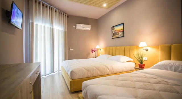 Трёхместный номер Standard с балконом и с видом на море Vila Verde Beach