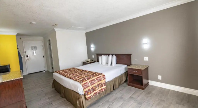 Двухместный номер Deluxe Hospitality Inn