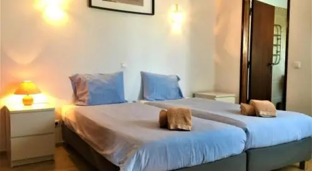 Casa Cerigo, Забронировать Отель Отели Карвоэйру с парковкой, Парковка