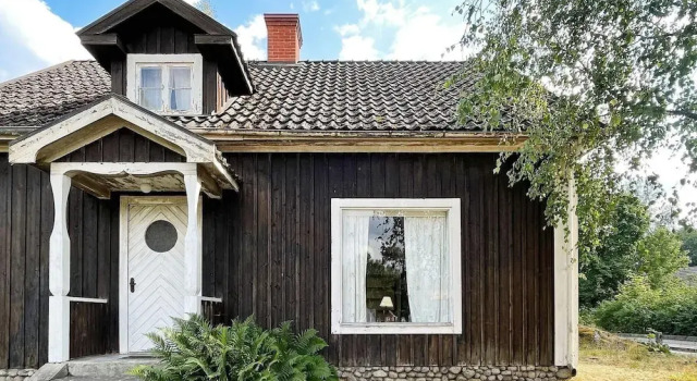 5 Person Holiday Home in Linneryd/kronobergs Lan, Book Feriehus Sommerhuse i Småland, Hytte