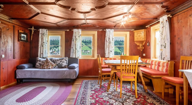 Knusperhäuschen Höfen-hüsle, Book Hotel Raggal 