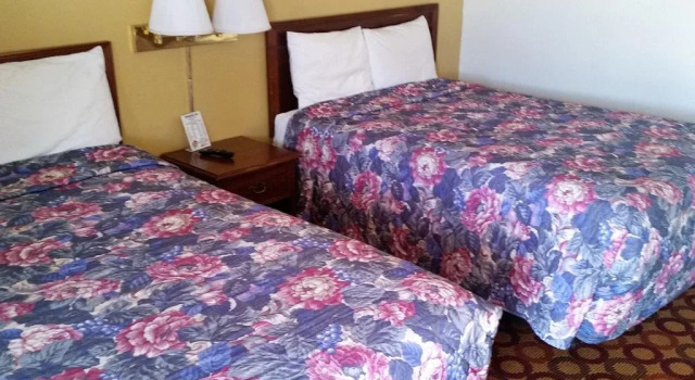 Colonial Inn, Prenota Hotel Guymon Oklahoma