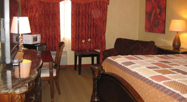 Acorn Motor Inn, Book Hotel Oak Harbor 