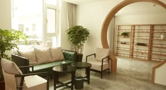 Wuxi Yingbin Building Guest Room Department, Prenota Affittacamere Hotel a Wuxi con parcheggio, Parcheggio