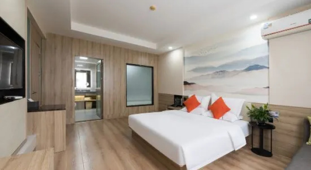 Люкс Grand Kaiyue Business Hotel
