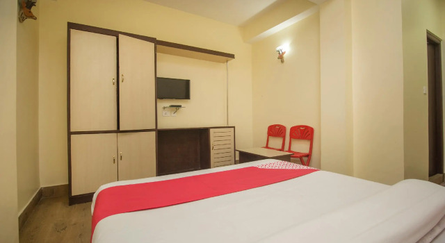 OYO 61775 Hotel Sunrise Residency