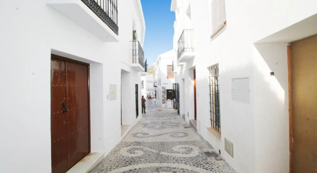 1082 Casa la Plaza