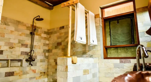 Коттедж Deluxe Tabingi Safari Lodge