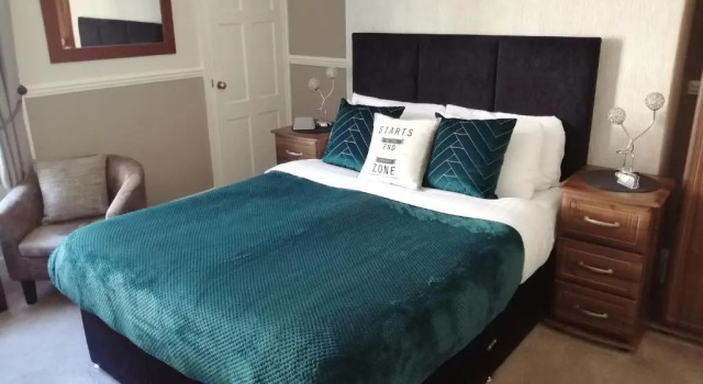 Burleigh Guest House, Забронировать Гостевой дом Гостевые дома Лландидно, рядом с Пирс Лландидно, Гостевой дом
