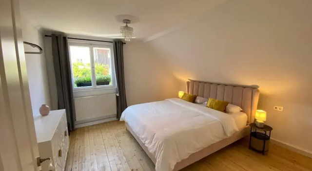 3 Bed Cottage - Sleeps 6 - Parking - Wifi, Réserver Maison de vacances Villas à Lupburg, Villa