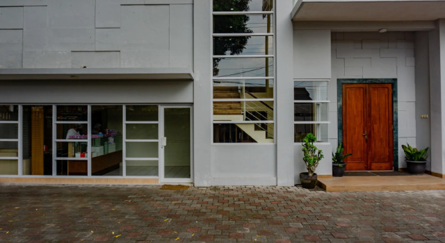 RedDoorz near Jogja City Mall 4, Book Hotel Sleman Yogyakarta Province