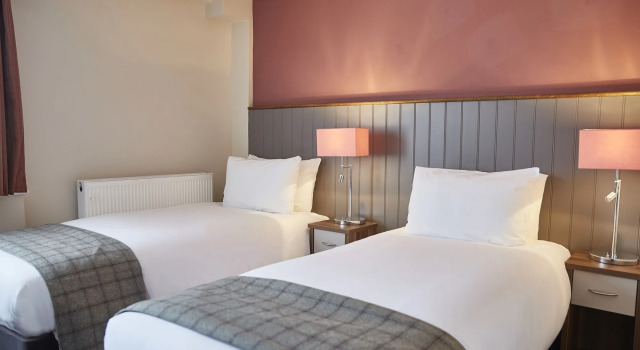 Fisherman's Tavern Hotel - Inn by Greene King Inns, Book Hotel Hoteller i Perthshire med parkering, Parkering