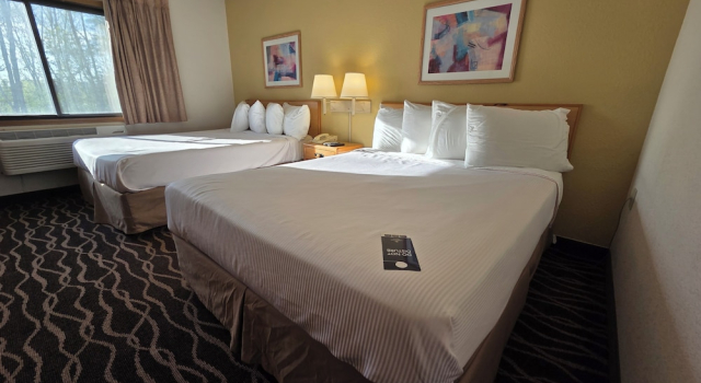 Четырёхместный номер Standard Boarders Inn & Suites by Cobblestone Hotels - Wautoma
