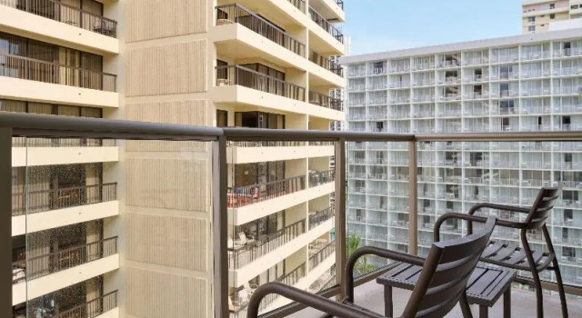 Номер Standard с балконом Отель Waikiki Circle
