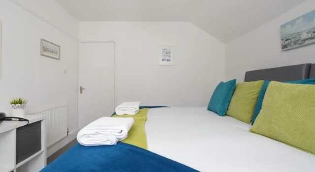 Апартаменты Stopover at LOWCAY APARTMENT C great for workers and groups