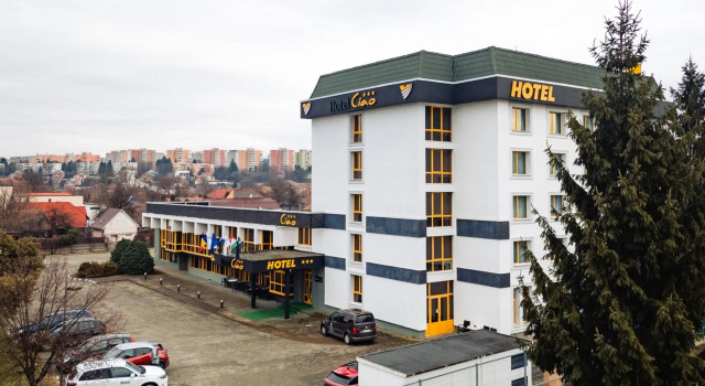 Hotel Ciao, Varaa Hotelli Târgu-Mureş 