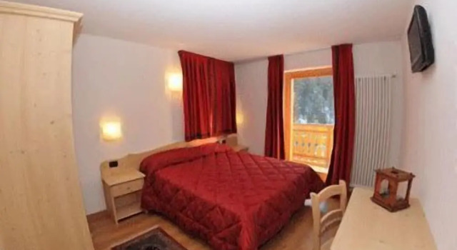 Двухместный номер Standard с балконом Hotel Genzianella