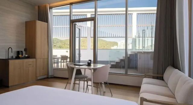Номер Standard Пентхаус с видом на море Mer de laube Hotel