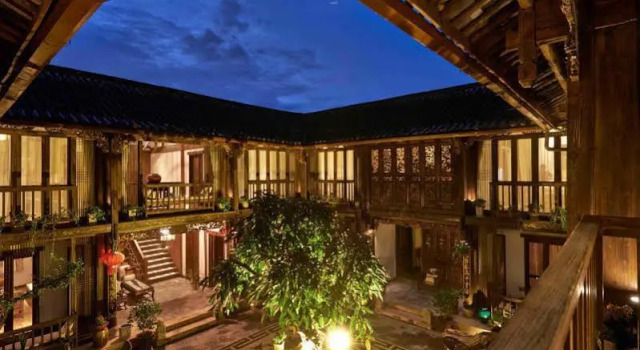 Naxuan Club Lijiang, Забронировать Отель Лицзян Юньнань, рядом с Улица Сквер-стрит Древнего города Даянь