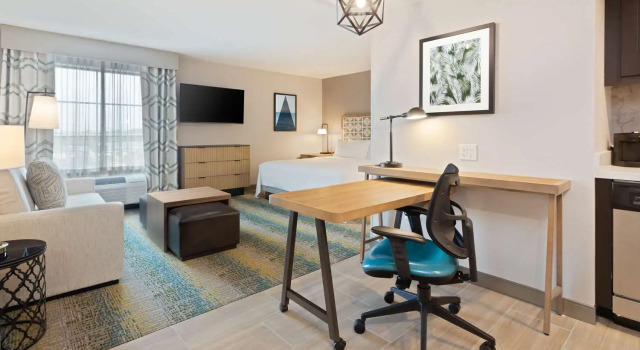 Двухместная студия люкс Homewood Suites by Hilton St Augustine San Sebastian