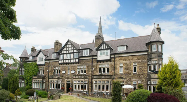 Balmoral Hotel Harrogate, Boek Hotel Hotels in Merseyside met zwembad, Zwembad