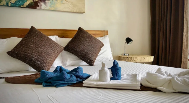 Номер Deluxe с видом на море Sunset Cove Beach & Dive Resort