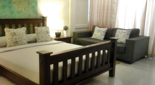 Siri Thani Hotel