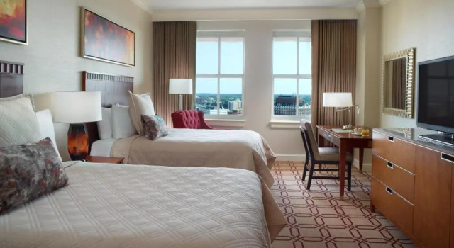 Четырёхместный номер Standard Omni Providence