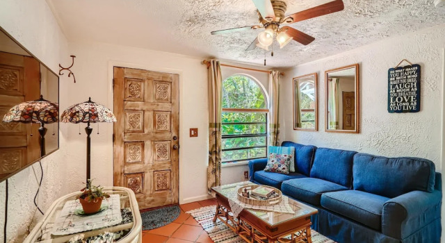 Flamingo Casita, Rezerwuj Hotel Hotele w Palm Beach County z basenem, Basen