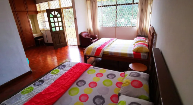 LPM Guesthouse, Varaa Hotelli Hotellit Pulau Pinang pysäköinnillä, Pysäköinti