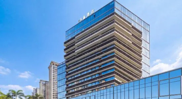 Crystal Hotel  Haikou Xinhaigang  Holiday Beach