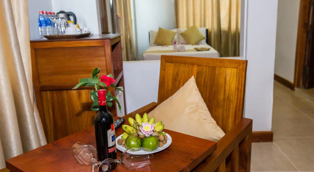 Kingfisher Angkor Hotel, Забронировать Отель Отели Сиемреап по системе «всё включено», рядом с Psa Krom Market, Всё включено