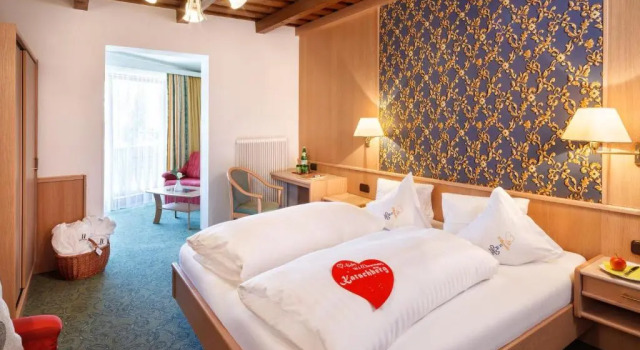 Апартаменты Familienhotel Hinteregger