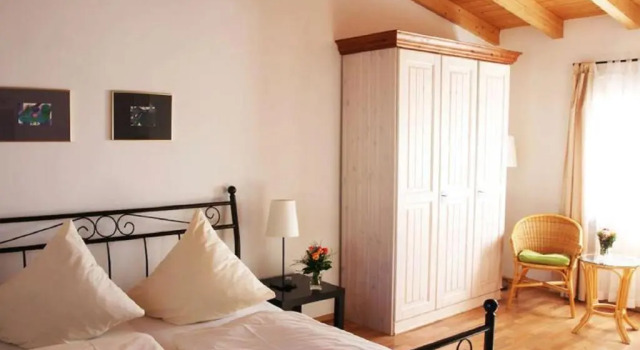Апартаменты Standard Dorfschänke DEGGENDORF Hotel & Apartmenthaus