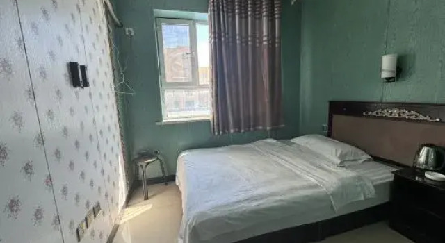 Люкс Urumqi Haizhiyue Hotel