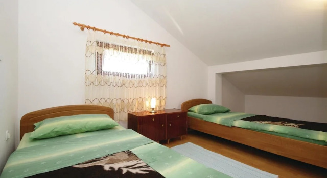 Nice Home in Stari Grad With Wifi and 4 Bedrooms, 预订 酒店 斯塔里格勒 Hvar Island