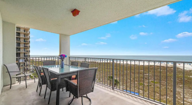 Апартаменты Phoenix VI 6511 - Beachfront Updated Condo!