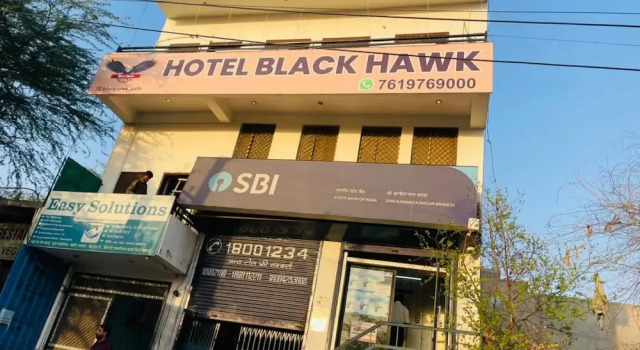 Goroomgo Black Hawk Jodhpur, Забронировать Отель Отели штата Раджастхана с парковкой, Парковка