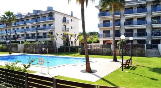 Apartamentos Vila del Far, Забронировать Апартаменты/квартира Отели Дельты Эбро с бассейном, Бассейн