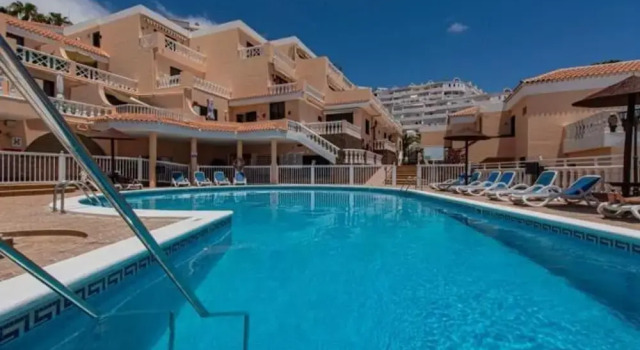 Апартаменты Paradise Court 1 BR Condo With Pool Costa Adeje
