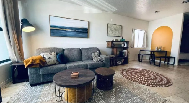 Pet Friendly! Private retreat in Nob Hill, Varaa Hotelli Albuquerque New Mexico