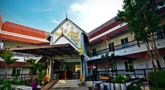 Номер Standard Thatphanom Place