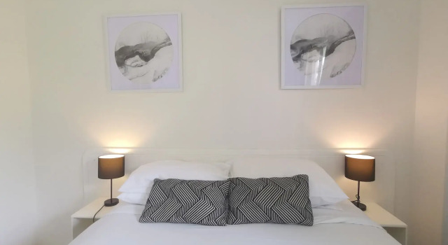 Bay of Palms, Book Hotel Elanora Gold Coast