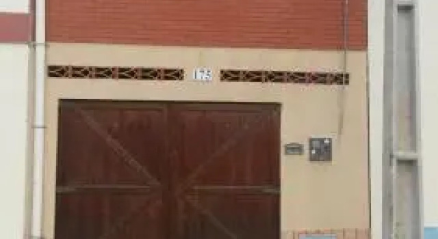 Casa 2 Quartos Mobiliada Cambeba - Com Garagem