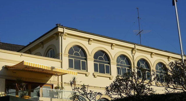 The Clovelly Hotel, Забронировать Отель Кловелли Сидней, рядом с Пляж Кловелли