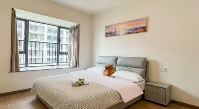 Suite 2 sypialnie z widokiem na ogród Puhai hotel