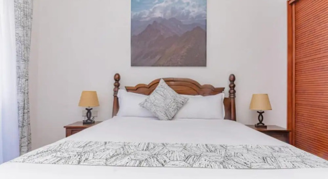 Makao Suite, Book Hotel Hotels in Nairobi with a Pool, Swimming Pool