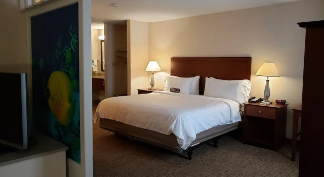 Двухместный люкс Holiday Inn Express Deforest Madison Area by IHG